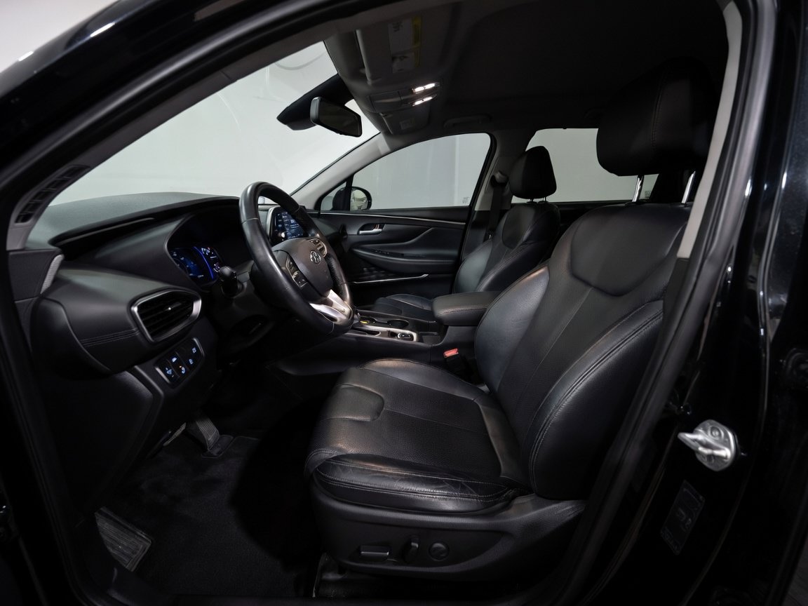 Used 2020 Hyundai Santa Fe SEL FWD image 15