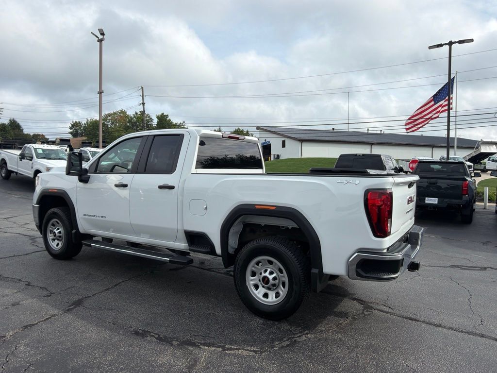 Used 2022 GMC Sierra 2500 Pro w/ Convenience Package AWD/4WD image 6