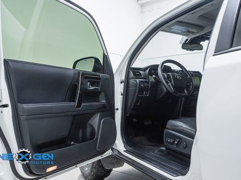 Used 2023 Toyota 4Runner TRD Off-Road Premium w/ Moonroof Package image 9