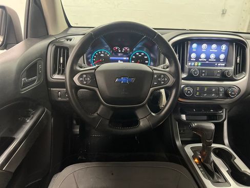 Used 2019 Chevrolet Colorado LT w/ LT Convenience Package RWD image 15