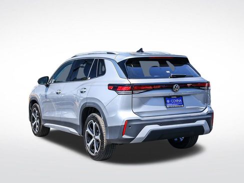 New 2025 Volkswagen Tiguan SE image 5
