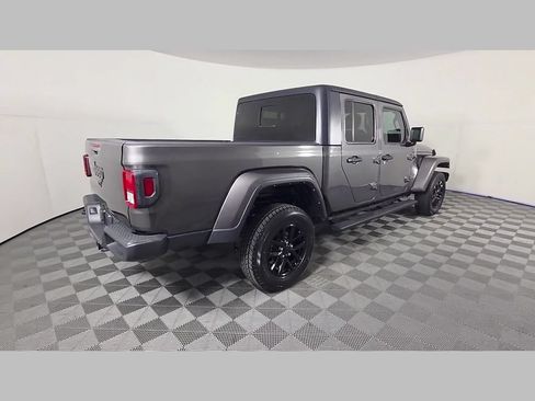 Used 2022 Jeep Gladiator Sport AWD/4WD image 38