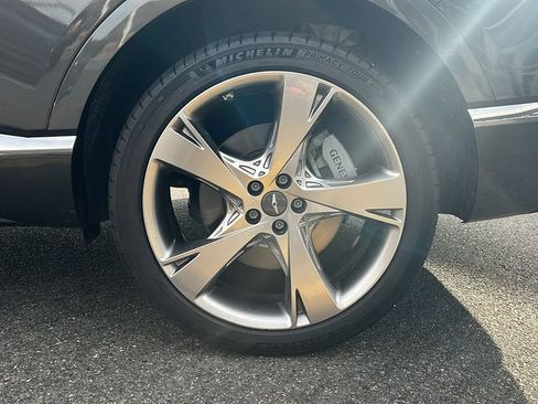 Used 2024 Genesis GV80 3.5T w/ Prestige Package image 10