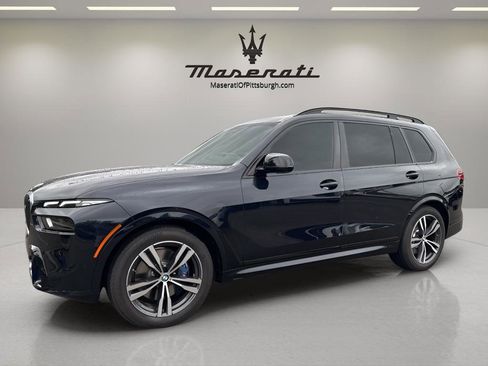 Used 2025 BMW X7 M60i image 1