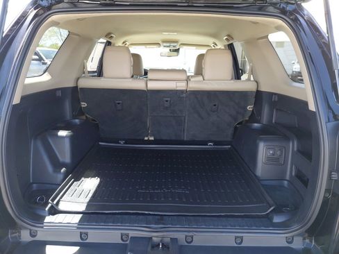 Certified 2022 Toyota 4Runner SR5 Premium AWD/4WD image 23
