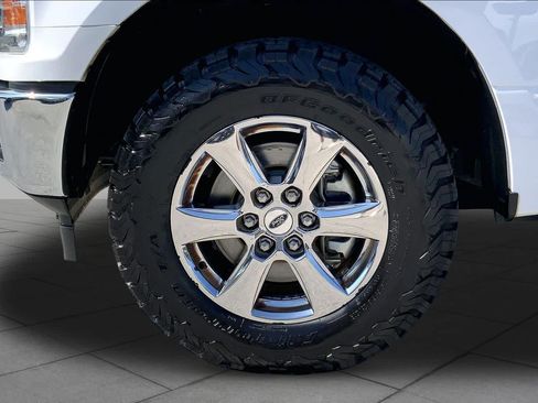 Used 2018 Ford F150 XLT w/ Equipment Group 302A Luxury AWD/4WD image 10