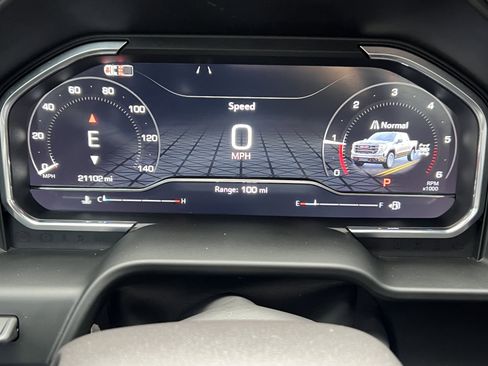 Used 2024 GMC Sierra 1500 AT4X image 29