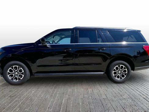 Used 2024 Ford Expedition Max XLT AWD/4WD image 4