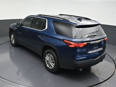 Used 2023 Chevrolet Traverse LT image 19