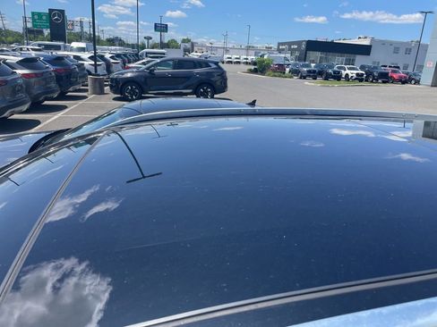 Used 2019 INFINITI QX50 Essential w/ Sensory Package AWD/4WD image 4