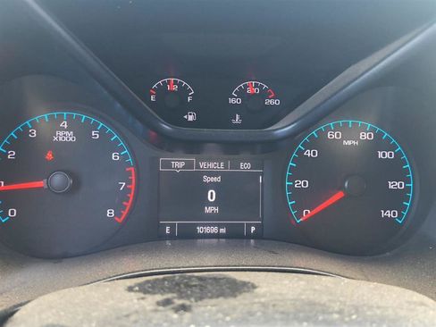 Used 2015 Chevrolet Colorado LT RWD image 12