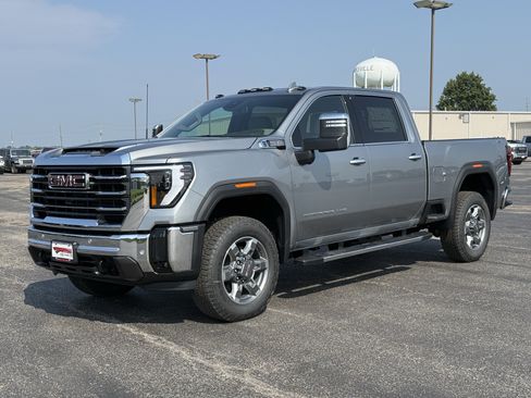New 2026 GMC Sierra 2500 SLT w/ SLT Premium Package AWD/4WD image 9