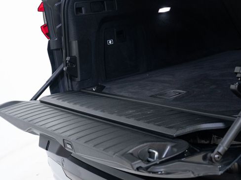 Used 2019 BMW X5 xDrive40i w/ Premium Package 2 image 39