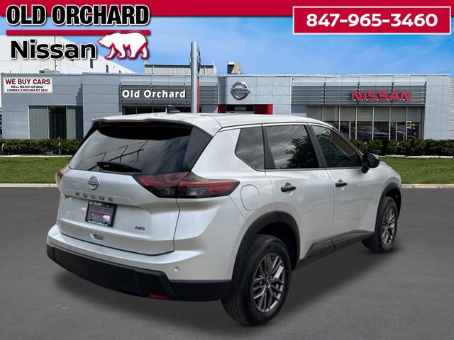 Used 2025 Nissan Rogue S AWD/4WD image 5