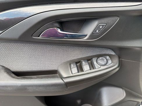 Used 2021 Chevrolet TrailBlazer LT w/ Convenience Package image 11