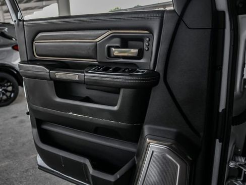 Used 2019 RAM 2500 Limited image 18