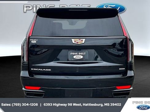 Used 2023 Cadillac Escalade Sport image 4