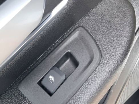 Used 2025 RAM 1500 Big Horn AWD/4WD image 19