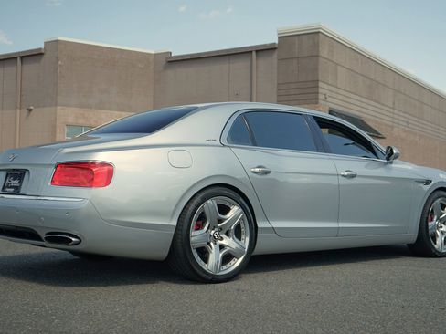 Used 2014 Bentley Flying Spur W12 AWD/4WD image 4