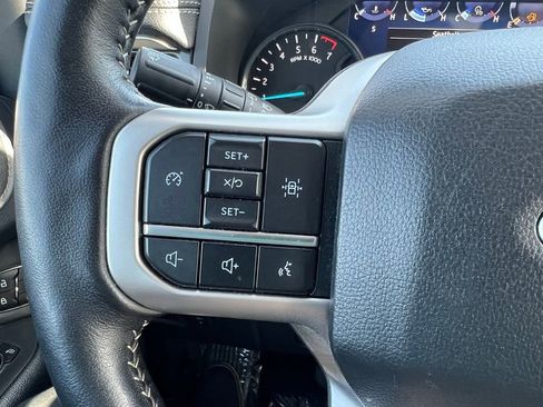 Used 2024 Ford Expedition XLT AWD/4WD image 36