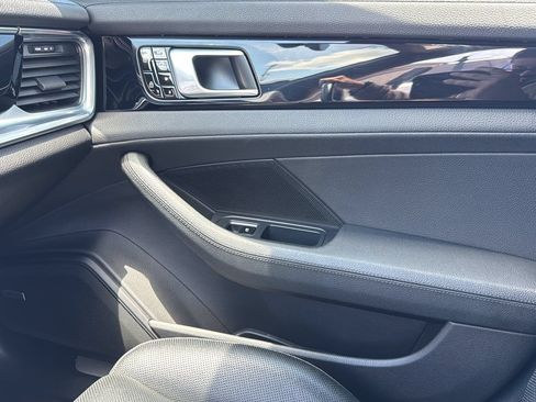 Used 2019 Porsche Panamera 4 AWD/4WD image 23