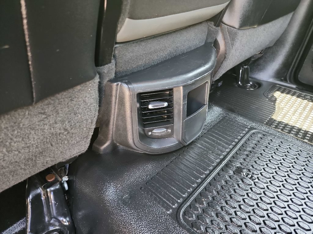 Used 2022 RAM 2500 Tradesman w/ Chrome Appearance Group AWD/4WD image 23