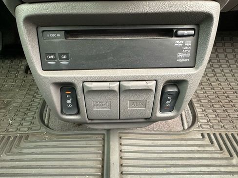 Used 2010 Honda Odyssey EX-L image 38