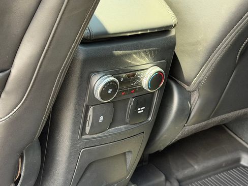 Used 2023 Ford Explorer Platinum w/ Technology Package AWD/4WD image 35