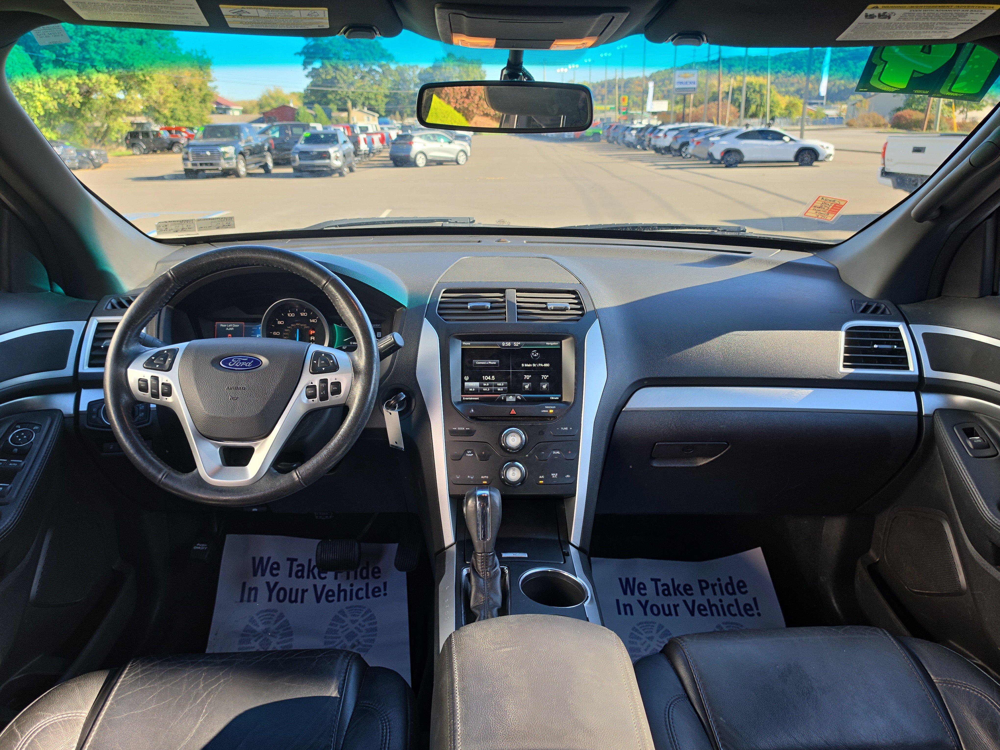 Used 2014 Ford Explorer XLT w/ Equipment Group 202A AWD/4WD image 16