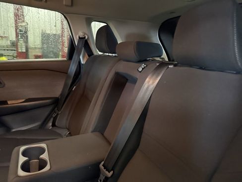 Used 2023 Nissan Rogue S AWD/4WD image 33