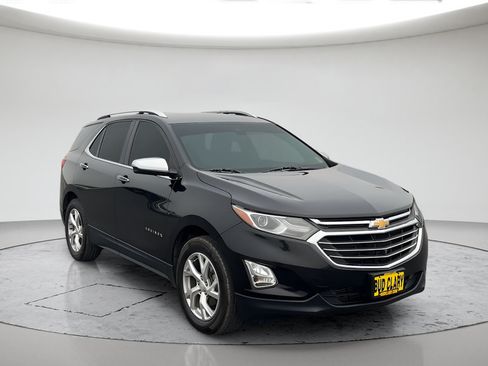 Used 2019 Chevrolet Equinox Premier AWD/4WD image 3