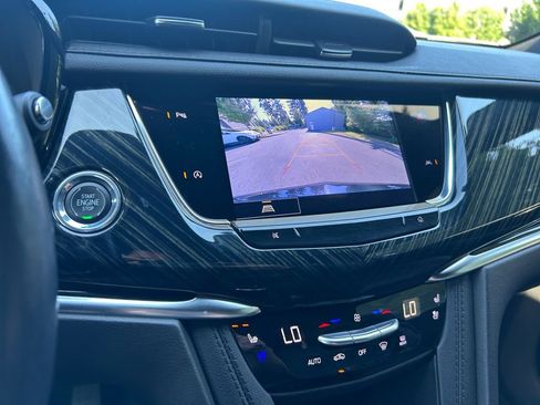 Used 2024 Cadillac XT6 Premium Luxury image 19