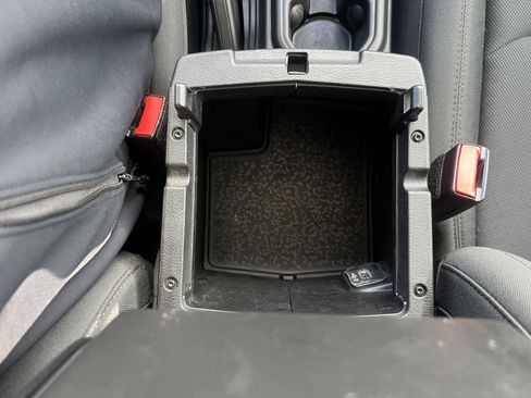 Used 2022 Jeep Gladiator Willys image 19