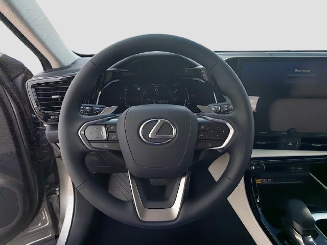 Used 2026 Lexus NX 450h+ AWD w/ Luxury Package image 38