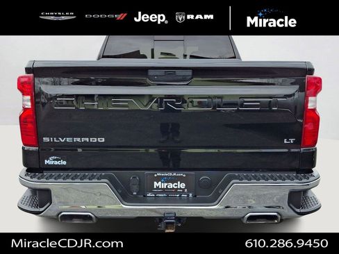 Used 2021 Chevrolet Silverado 1500 LT AWD/4WD image 5