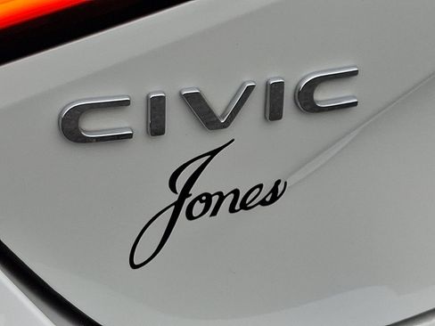 Certified 2023 Honda Civic Sport Touring image 32