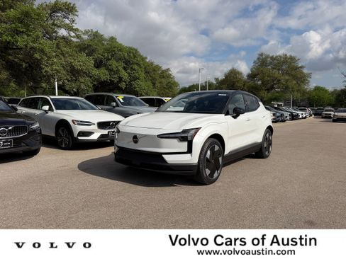 New 2026 Volvo EX30 Plus w/ Protection Package RWD image 1
