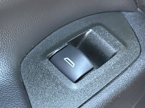 Certified 2024 Chevrolet Equinox LT AWD/4WD image 30