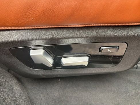 Used 2021 BMW X7 xDrive40i image 45