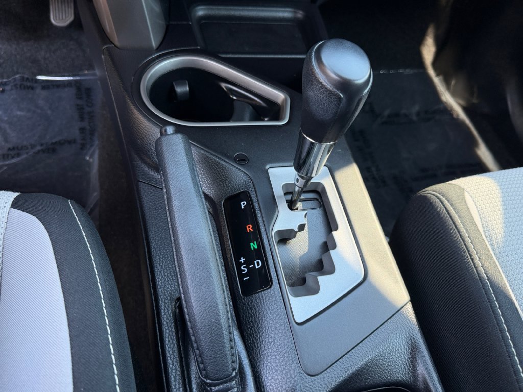 Used 2018 Toyota RAV4 XLE w/ Plus Extra Value Package AWD/4WD image 25