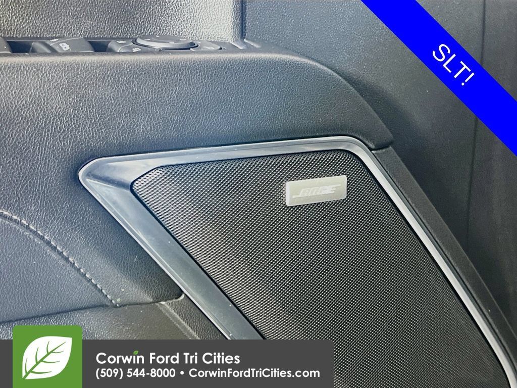 Used 2023 GMC Sierra 1500 SLT w/ SLT Convenience Package AWD/4WD image 13