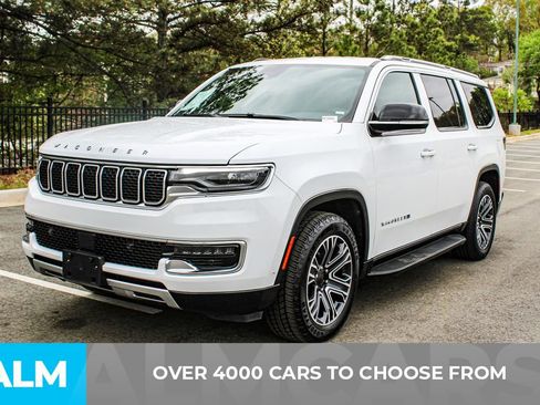 Used 2024 Jeep Wagoneer Series II w/ Flexible Seating Group image 3