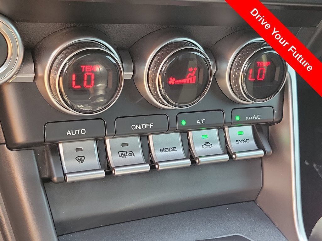 Used 2025 Toyota GR86 Premium w/ Performance Package RWD image 13