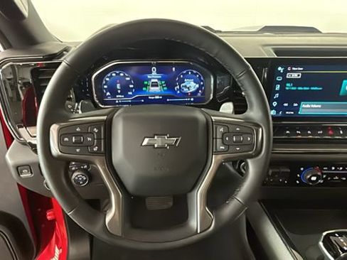 Used 2023 Chevrolet Silverado 1500 ZR2 AWD/4WD image 14