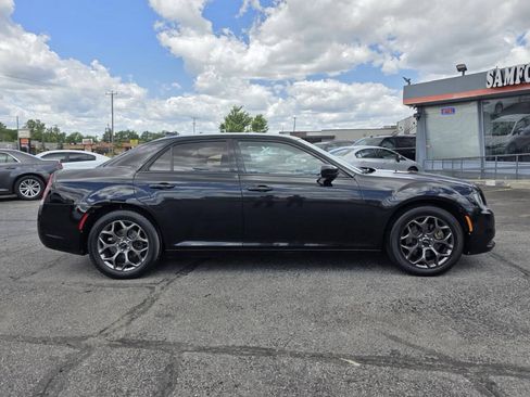 Used 2016 Chrysler 300 S AWD/4WD image 11