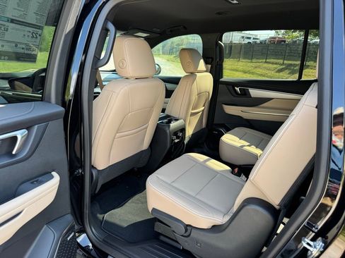 New 2026 Buick Enclave Preferred w/ Power Package image 22