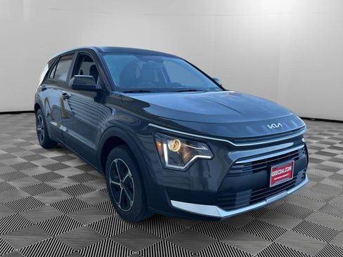 New 2026 Kia Niro LX FWD image 3