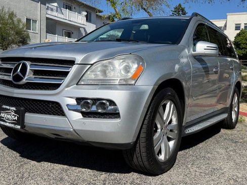 Used 2011 Mercedes-Benz GL 450 450 4MATIC image 40