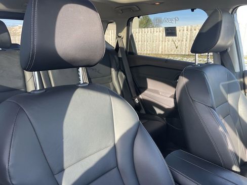 Used 2022 Nissan Rogue SL w/ SL Premium Package image 41