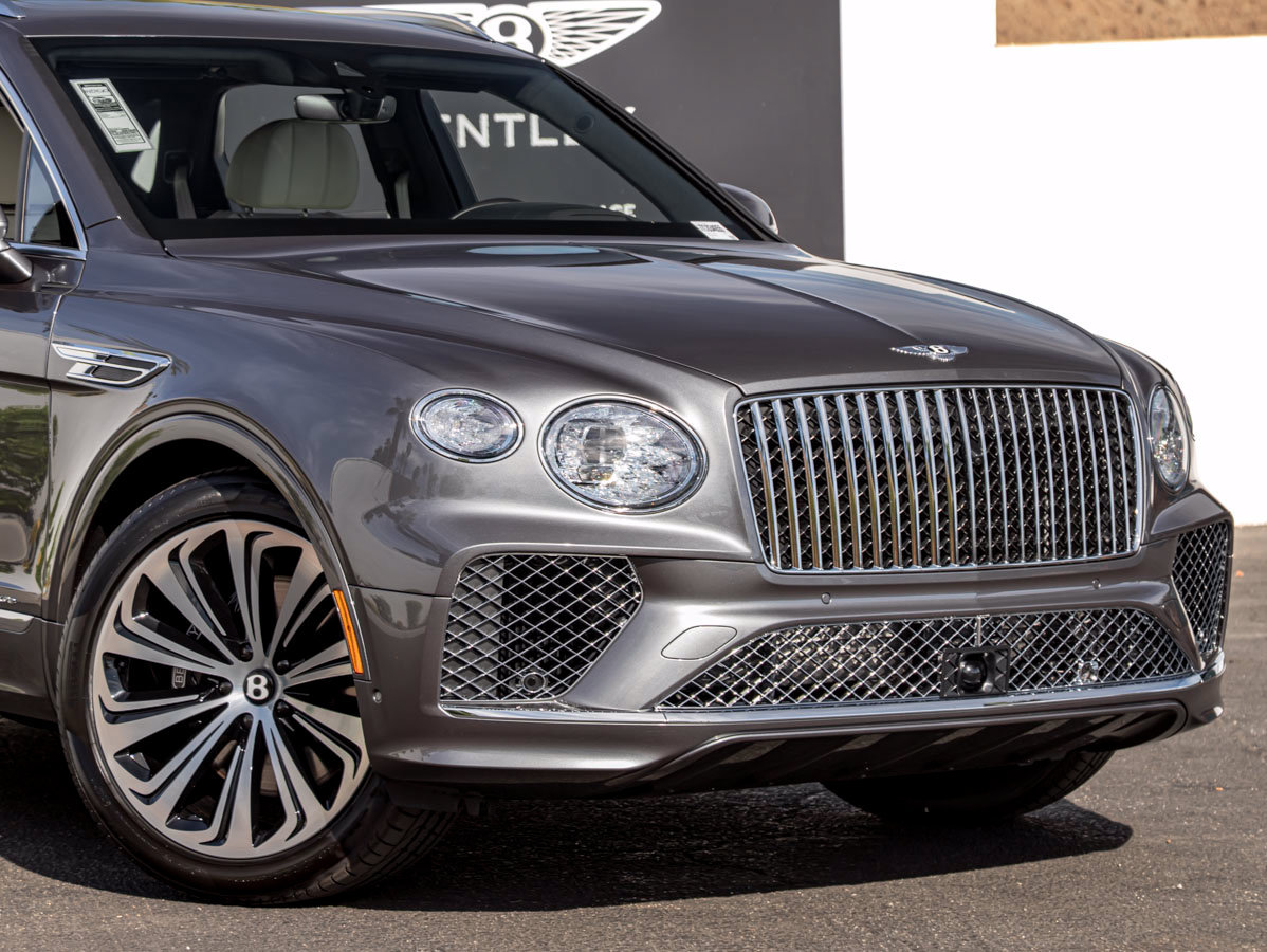 Used 2026 Bentley Bentayga AWD/4WD image 8